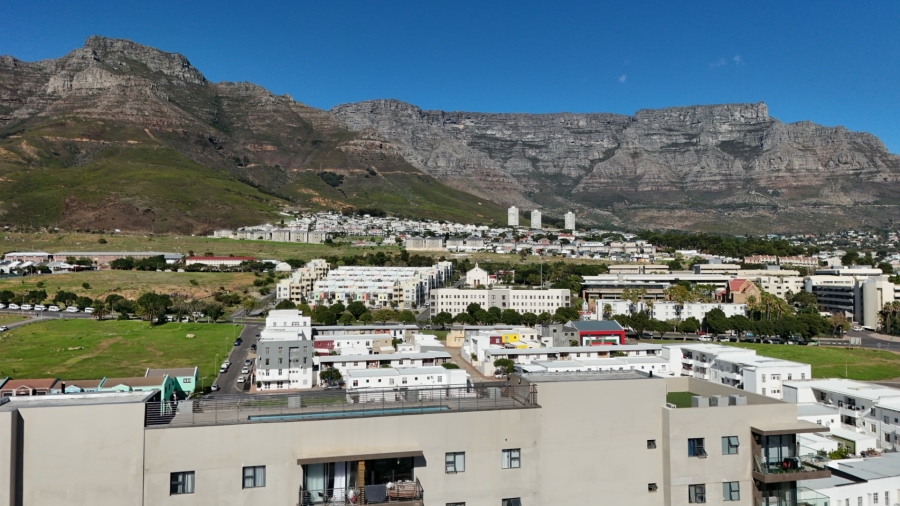 2 Bedroom Property for Sale in Zonnebloem Western Cape